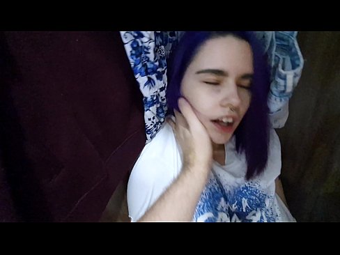 ❤️ געפונען מיין שוועסטער אין די שאַפע און געהאָלפֿן איר קומען ️❌ שיין פּאָרן ביי אונדז ❌